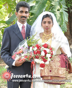 Vincent Roslin Wedding Images Gallery at Thodupuzha